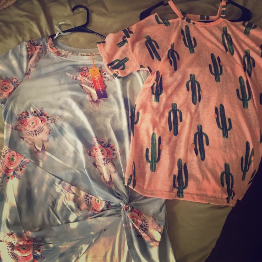 Cactus & bullskull NWT boutique tops bundle